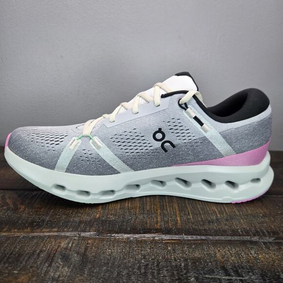 NEW ON Cloudsurfer Mens Size 12 Comfy Running Shoes Sneakers Gym Gray Pink Green